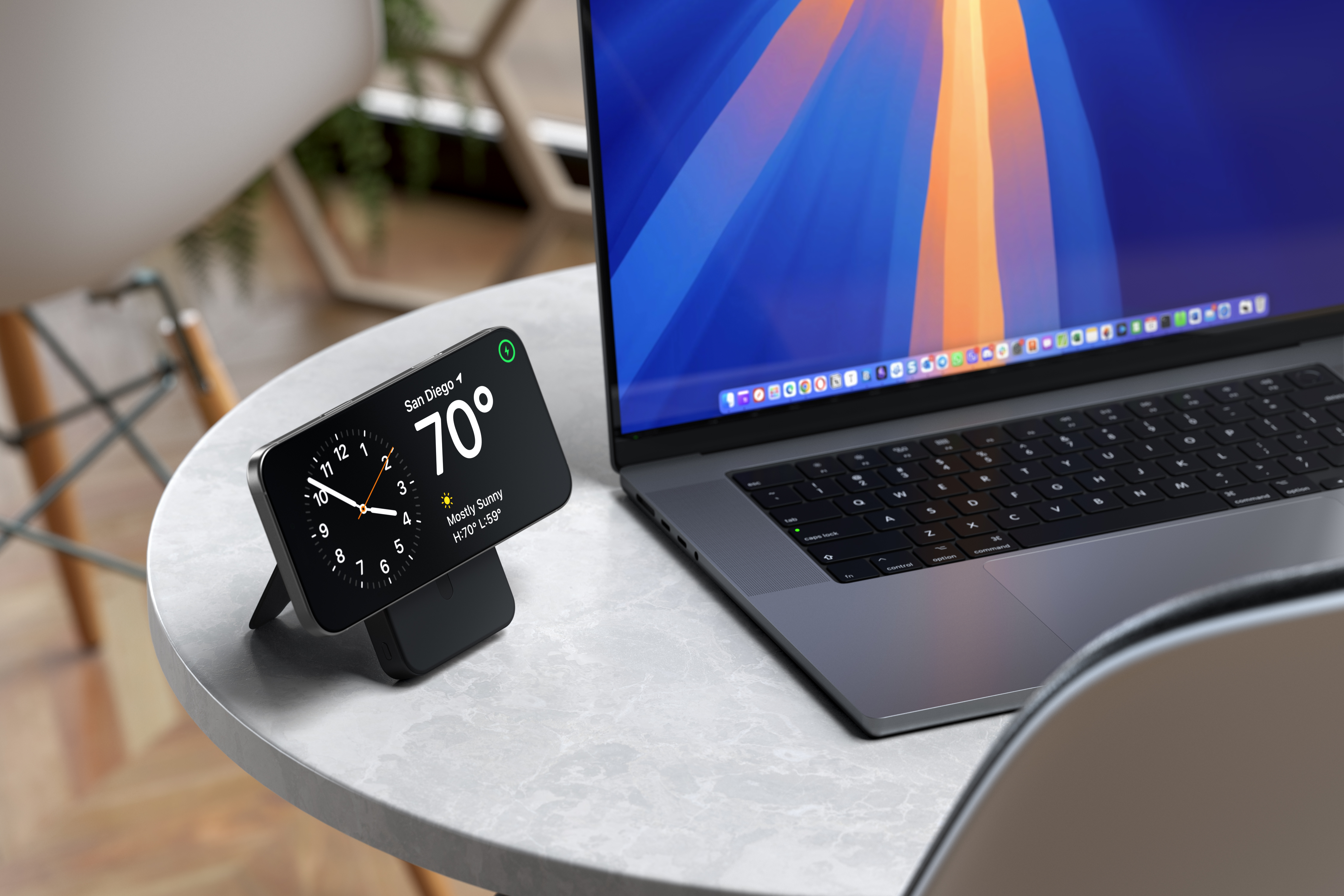 Satechi Qi2 10K Magnetic Power Bank with Stand - Black
