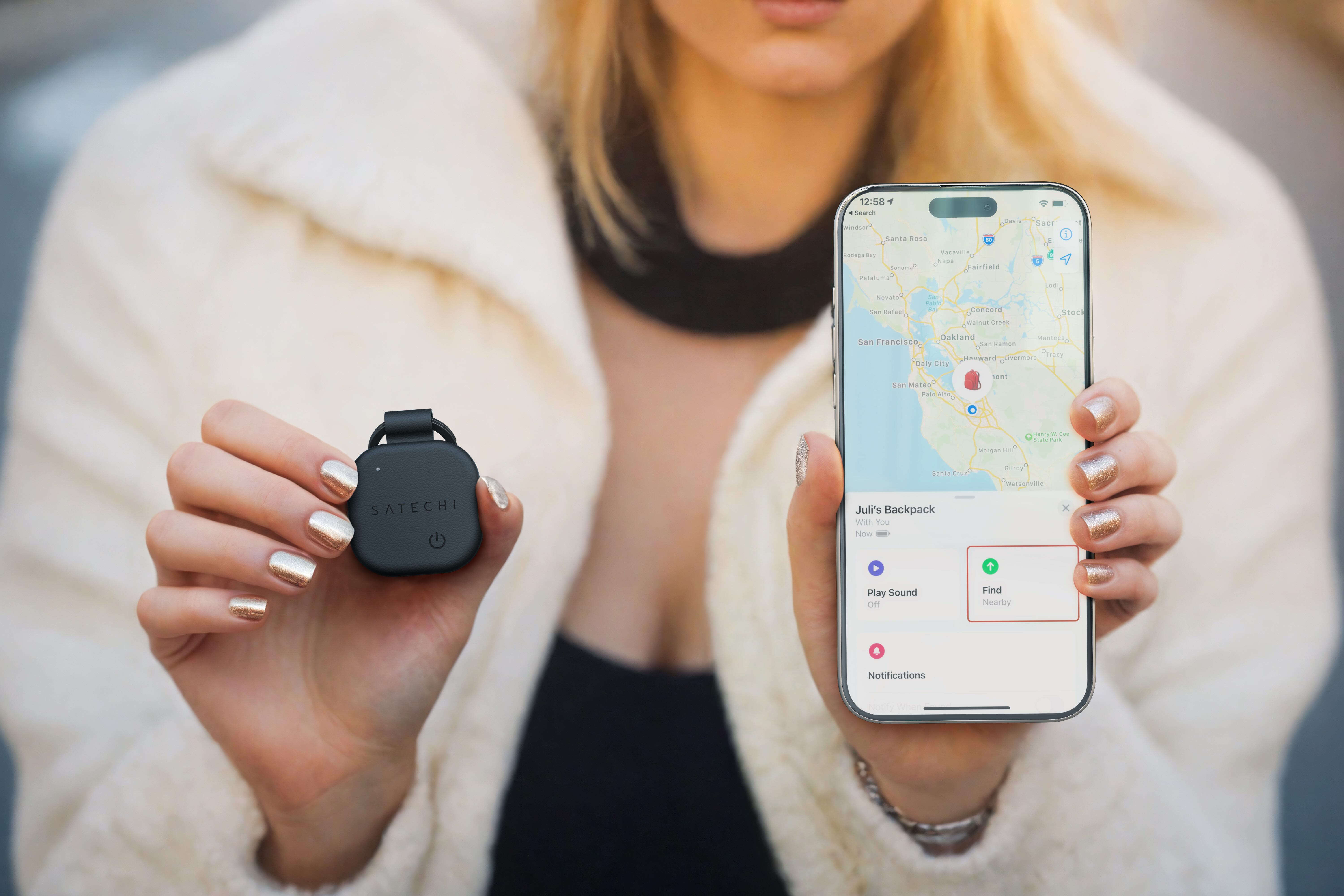 Satechi Vegan-leather Findall Keychain - Black