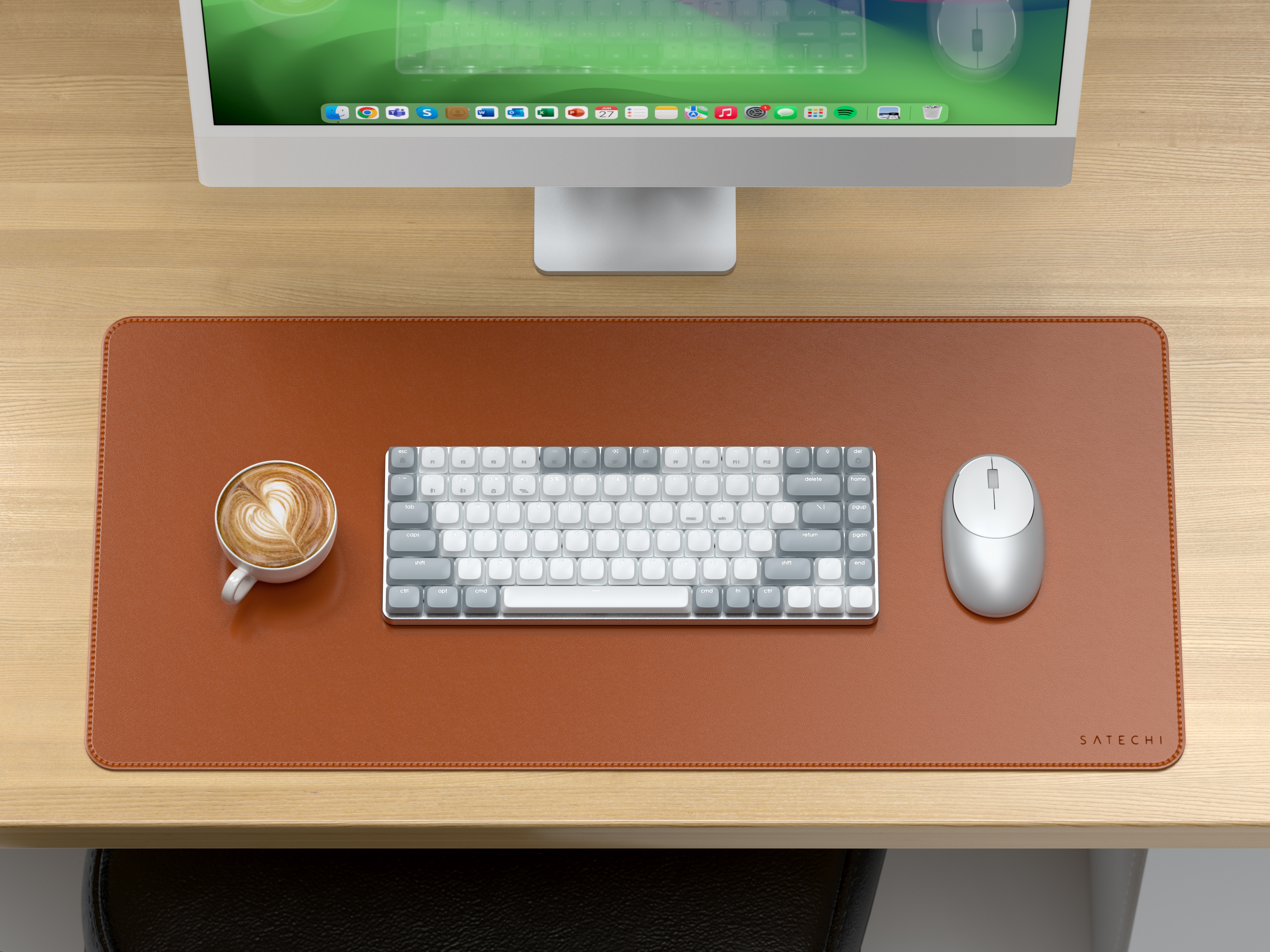 Satechi Vegan-Leather Premium Desk Mat - Brown
