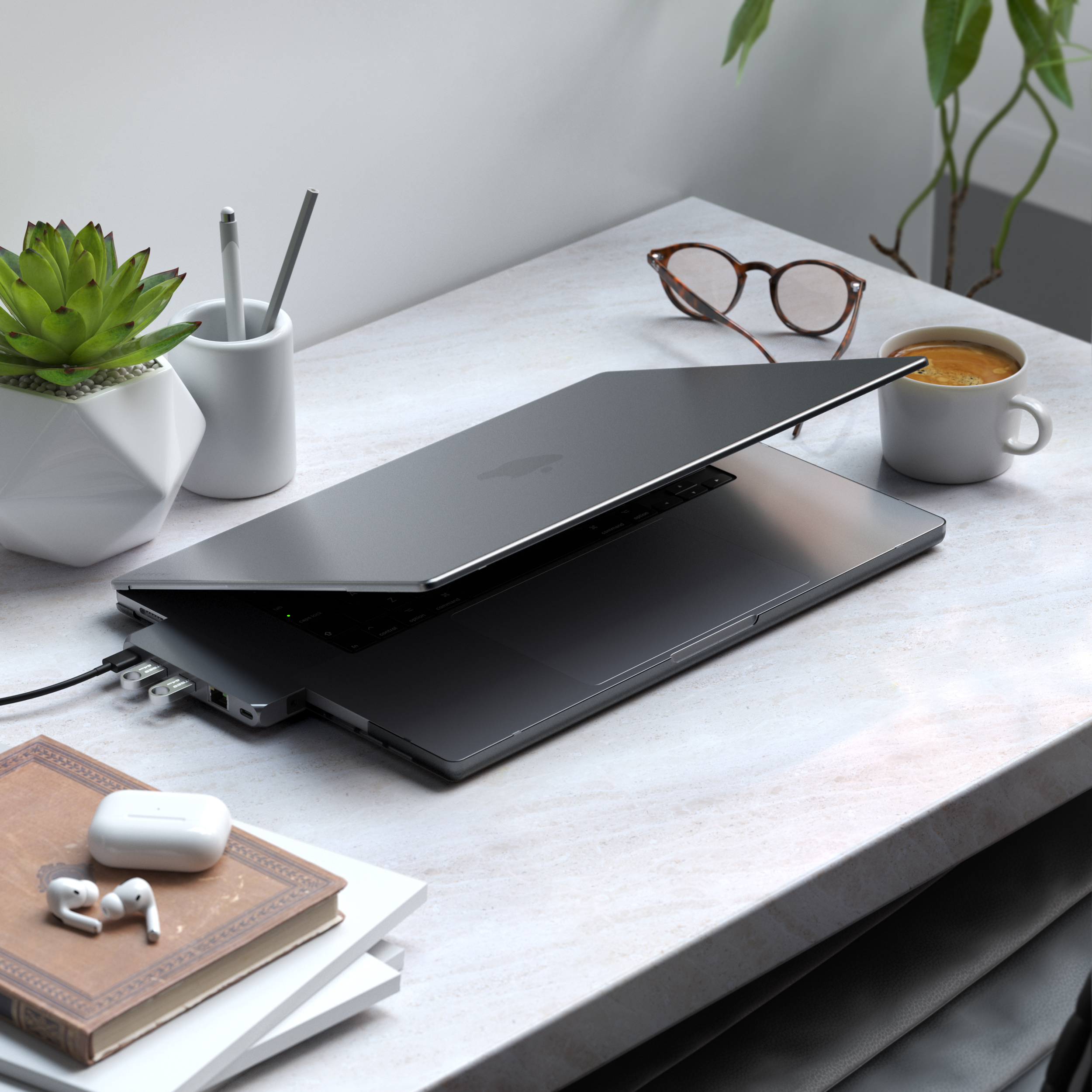 Satechi Eco Hardshell Case for MacBook Pro 16 - Dark