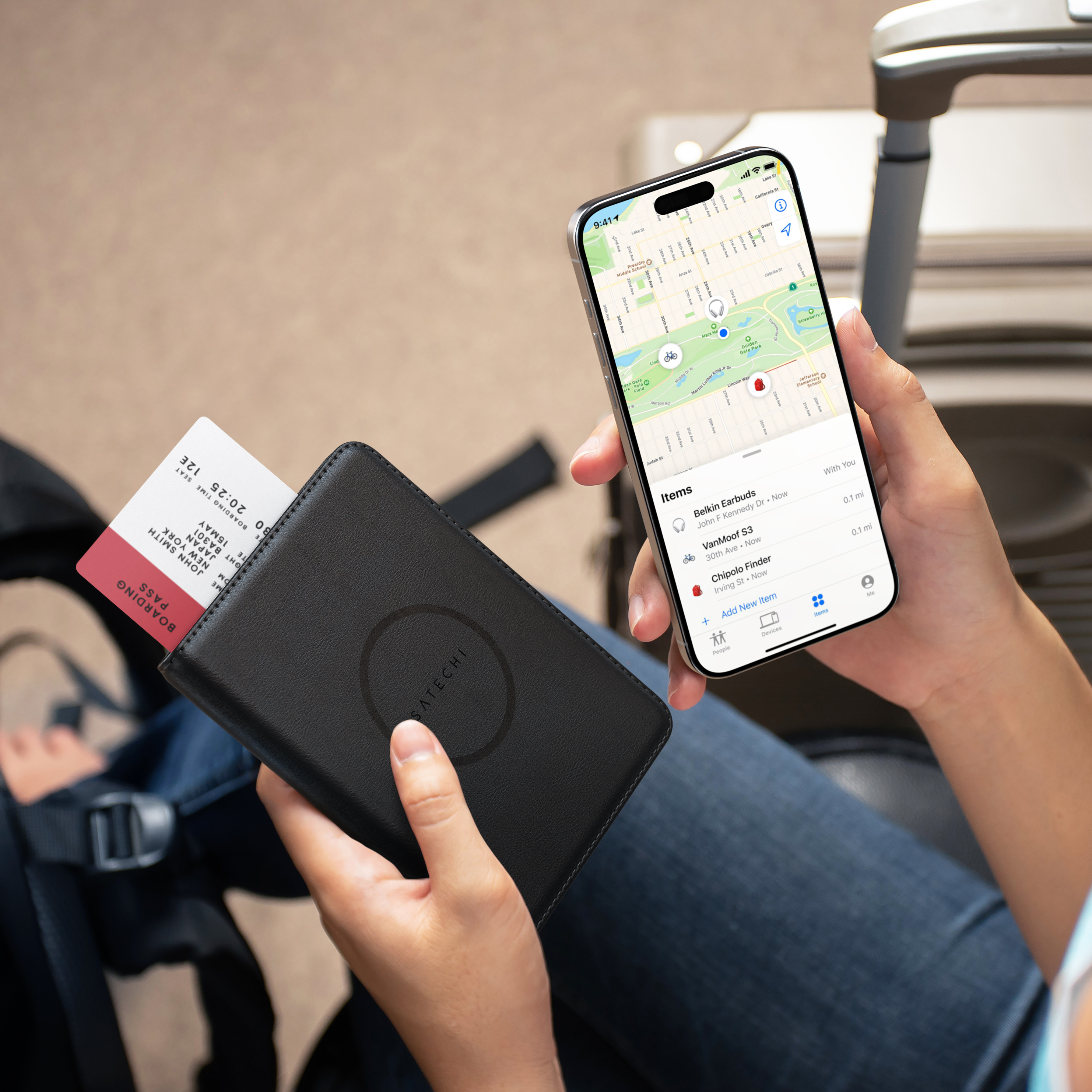 Satechi Vegan-Leather Passport Cover w Find My - Black
